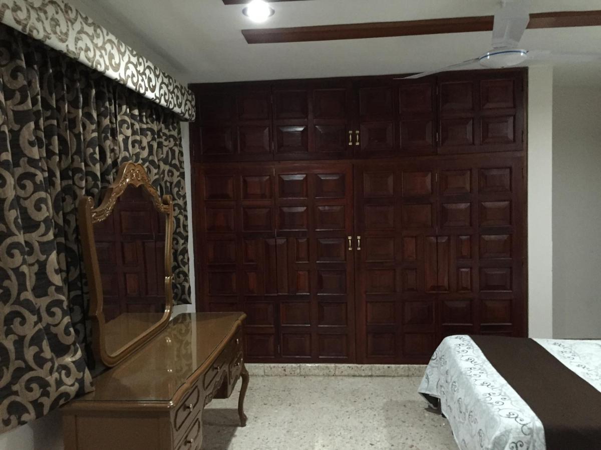 Hostal Kin-Beh Pansiyon Valladolid  Dış mekan fotoğraf